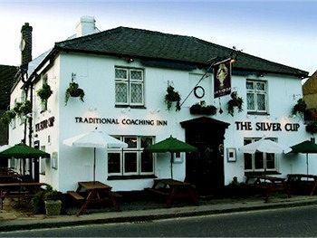 Silver Cup - Inn ลูตัน ภายนอก รูปภาพ